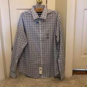 3/$25🛍Tommy Hilfiger Men’s dress shirt. Neck 16.5”, Sleeve 36/37”